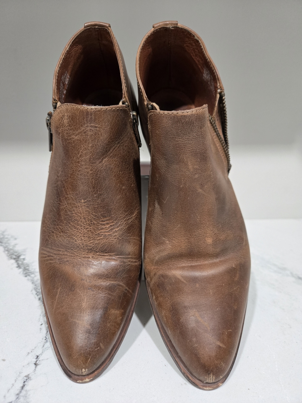 Steve Madden Womens Size 8 M Brown Leather Zip Ankle Western Chic Fashion Bootie